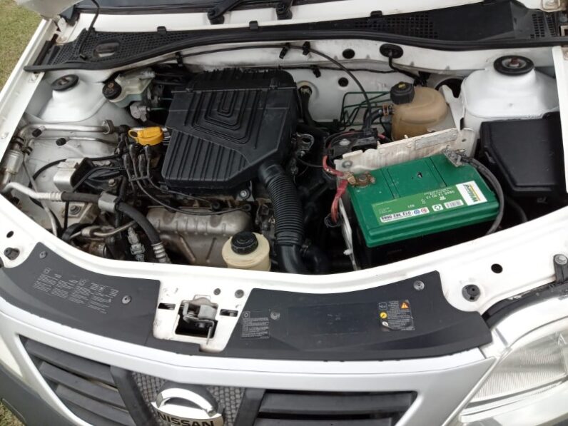 2012 Nissan NP200 1.6 A/C Safety Pack